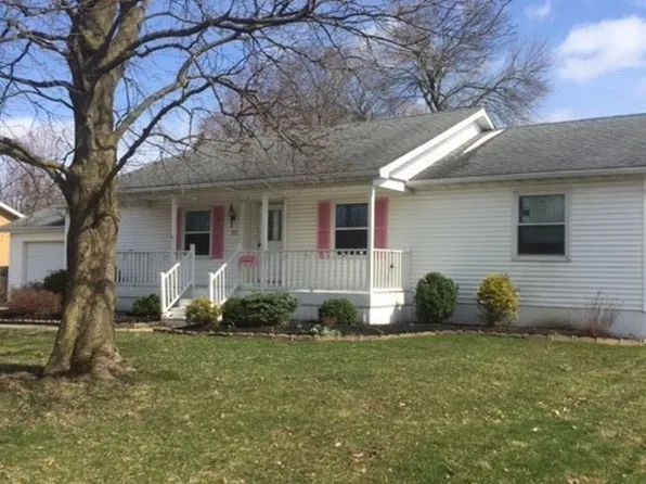 37 Stephens Ct, Lancaster, NY 14086