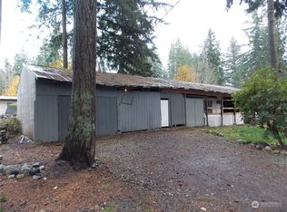 16421 Village Dr SE, Rainier, WA