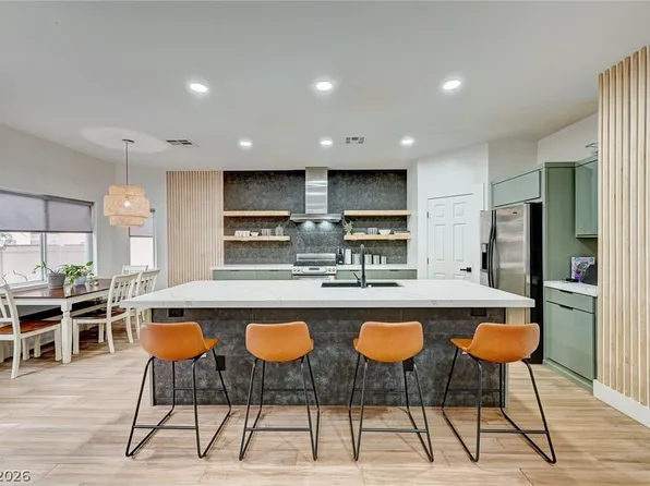 5062 Moose Falls Dr, Las Vegas, NV 89141