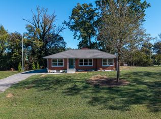 74 Summit Ave, Burnside, KY