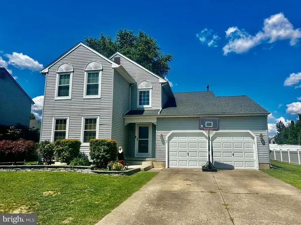 62 Tenby Ln, Marlton, NJ 08053