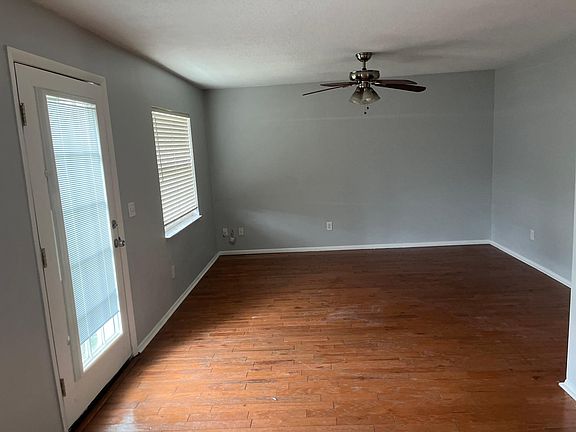 5th image of 1500 Oneco Ave