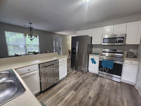 4th image of 1707 Elwood Ave Unit B
