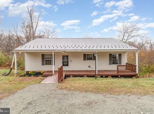 375 Meadow Trl, Delta, PA 17314