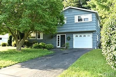 1st image of 115 Sunridge Ave