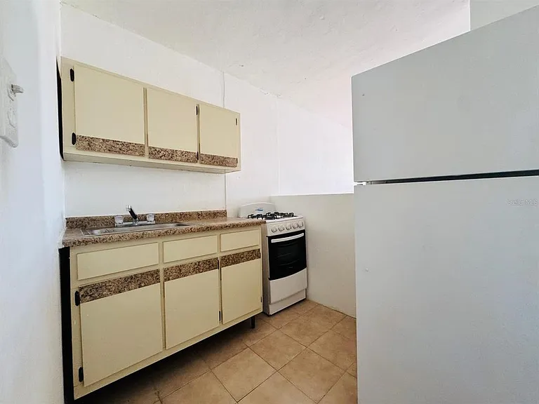 URB. VILLA LAS MERCEDES Calle 2 #c-1 — Photo 7