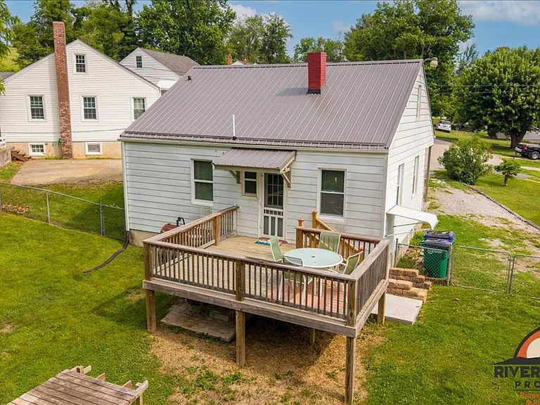 19 Victory Heights Dr NW — Photo 2