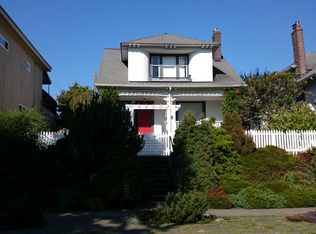 425 18th Ave E, Seattle, WA 98112