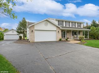 9318 Elizabeth Ln, Spring Grove, IL 60081