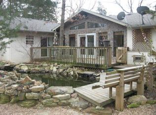 22217 Air Park Dr, Golden, MO 65658