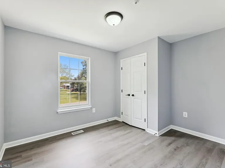 6901 Mumford St — Photo 11