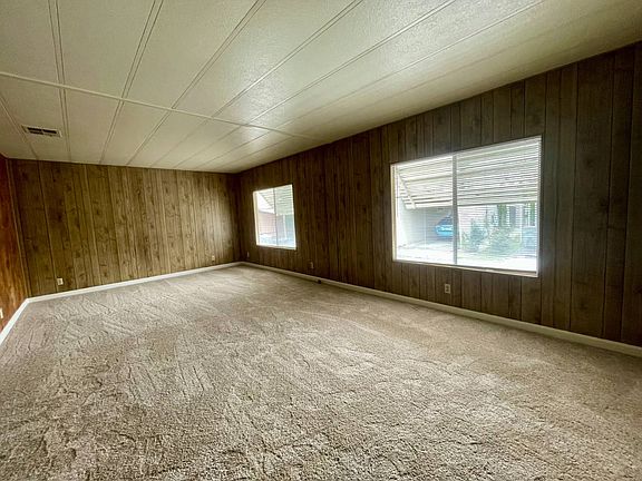 4th image of 3901 Lake Rd Space 111