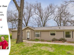 5641 W Jess Anderson Rd, Fayetteville, AR 72704