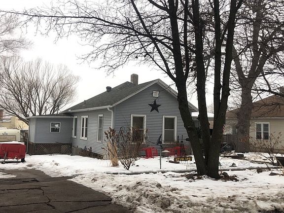 4th image of 304 S Gates St