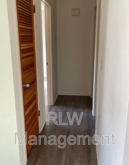 44 S Kentucky Ave — Photo 7