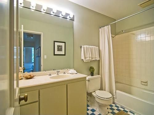 1st image of 156 Lombard St APT 11
