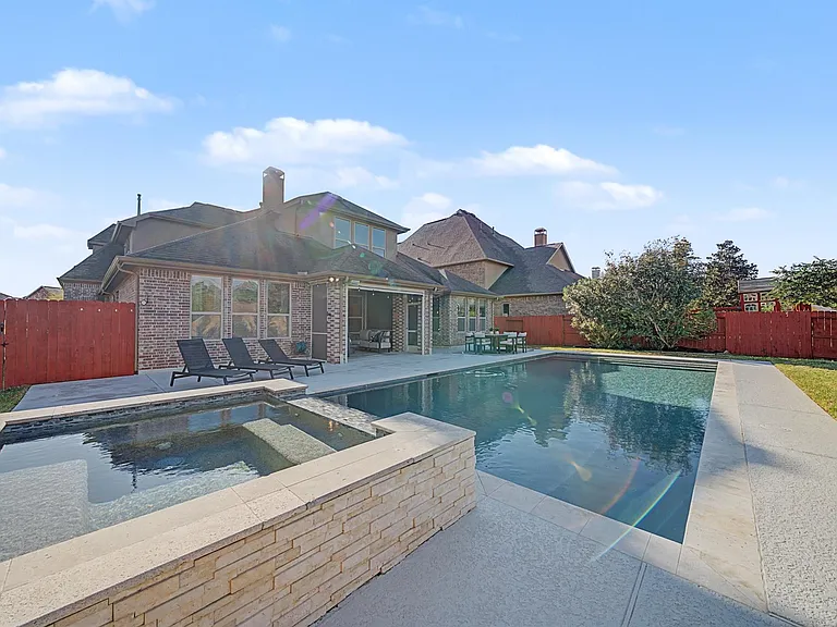 28298 Calaveras Lake Dr — Photo 2