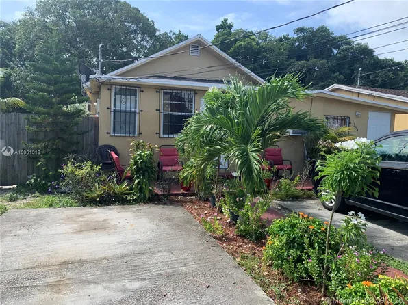 1352 NW 27th St, Miami, FL 33142
