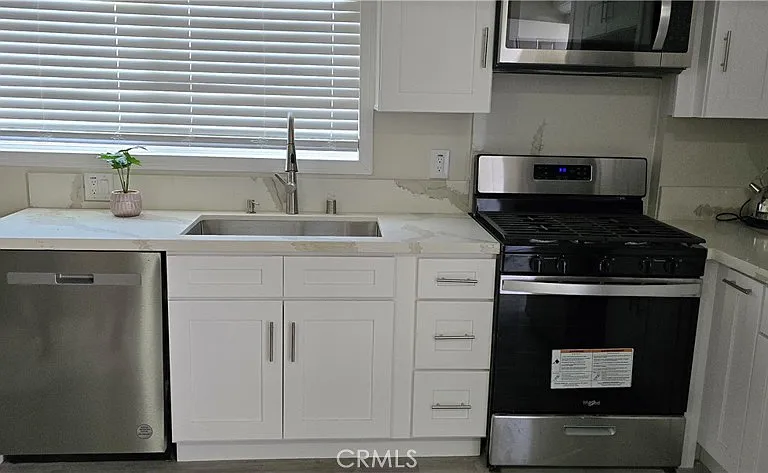 545 Hamilton Dr — Photo 5