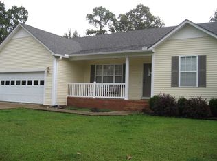 240 Amelia Breann Ln, Selmer, TN 38375