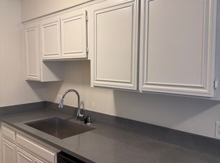 5358 Circle Dr APT 105, Van Nuys, CA 91401