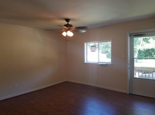 1204 S 1st Ave, Hopewell, VA
