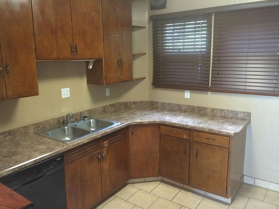 1st image of 1851 Alta Vista St