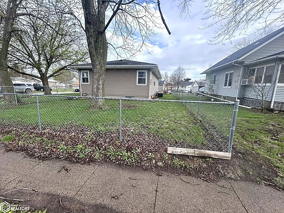 4th image of 518 Tuttle St