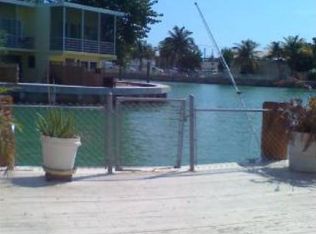 810 Raymond St, Miami Beach, FL 33141