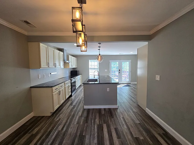 503 Lowdermilk St — Photo 8