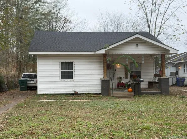 356 Ash St, Conway, AR 72034