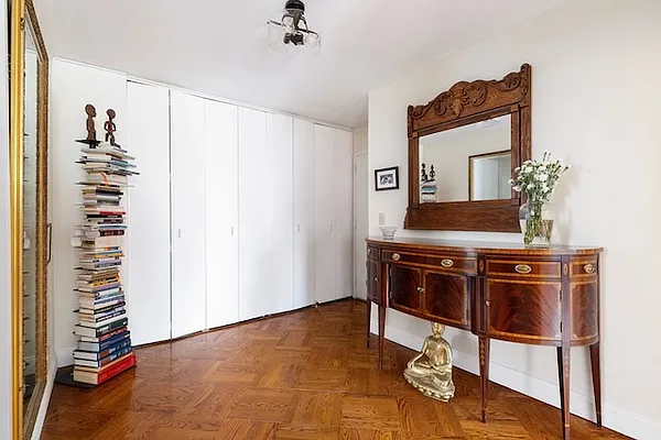 Sold by SERHANT. | media 6