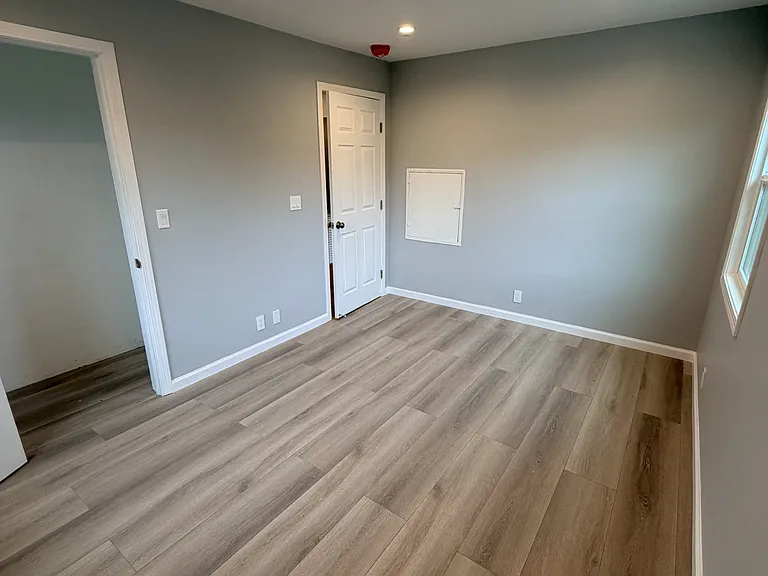 4301 Appian Way — Photo 14