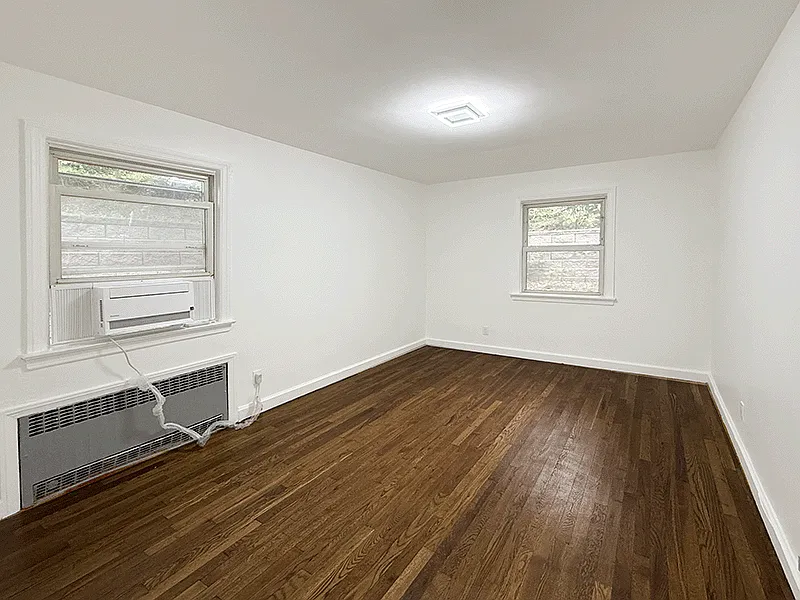 16-20 Clark Terrace - 1 — Photo 2