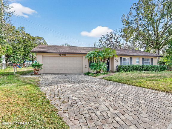 3rd image of 3125 Las Palmas Dr