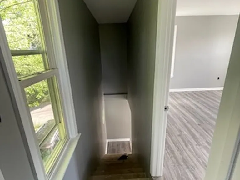 1721 Johnson St — Photo 5