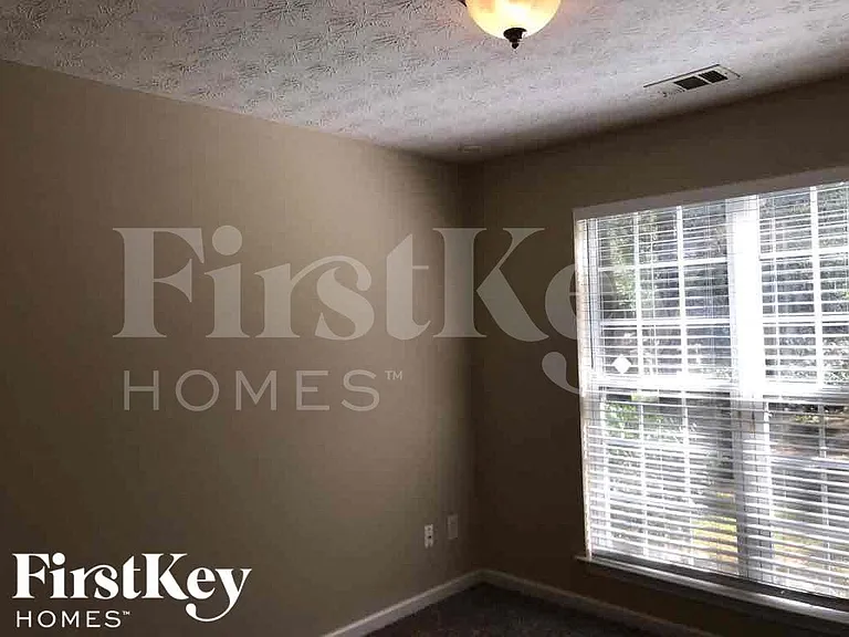 4172 Evian Way — Photo 10
