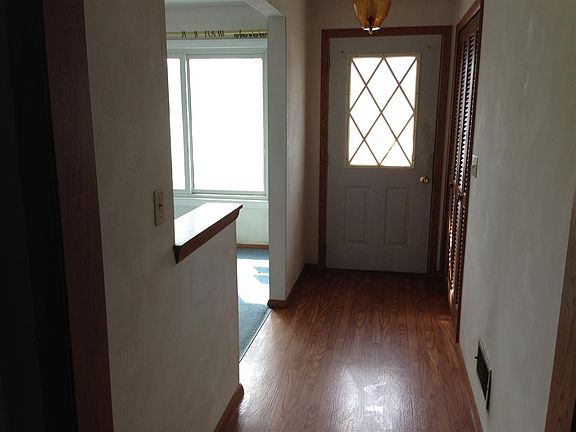 2nd image of 567 N 17th Ave