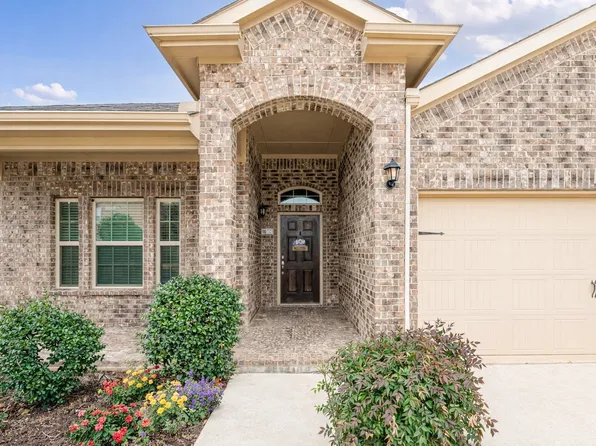 2316 Sundown Mesa Dr, Fort Worth, TX 76177