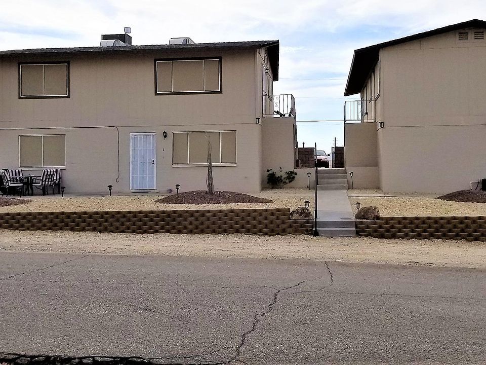1st image of 2130 Sahara Dr