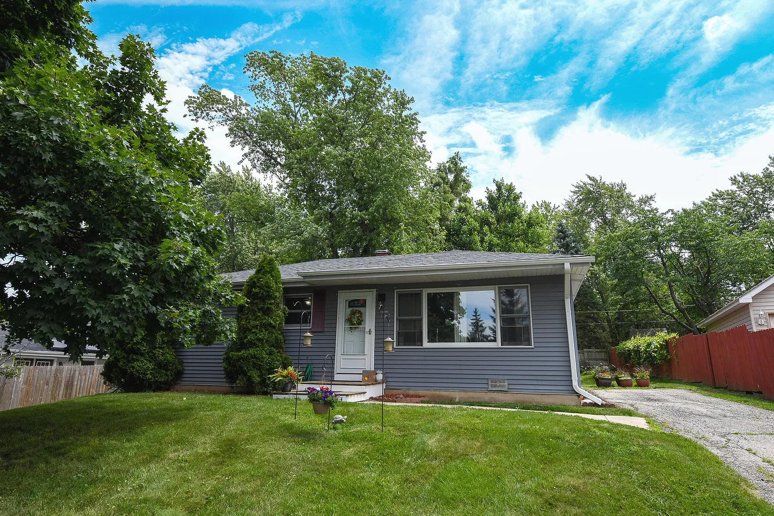 117 Fairfield Rd photo 1