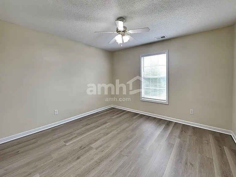 304 High Point Pl — Photo 16