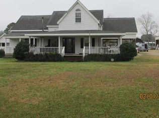 8760 Hall Rd, Grand Bay, AL 36541