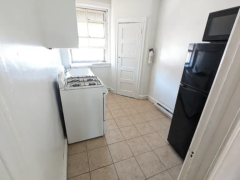 1711 Scattergood St #4 — Photo 9