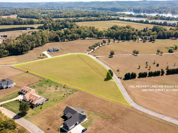 35 Melrose Pl, Dayton, TN 37321