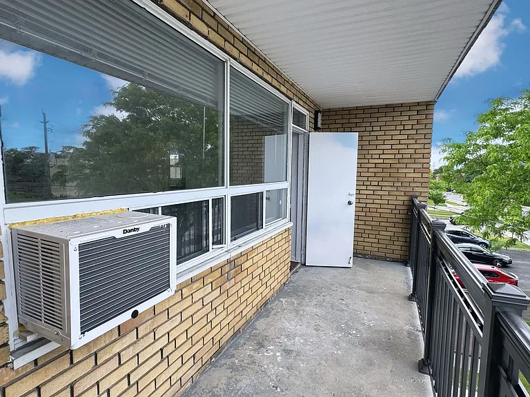 242 Wilmington Ave #3 — Photo 16