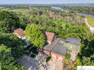 10109 N 29th Ct, Omaha, NE 68112