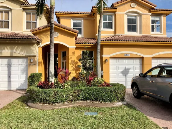 7455 NW 112th Path, Doral, FL 33178