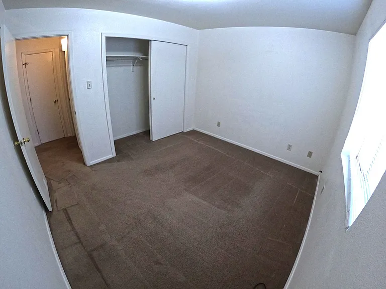 637 Foster Rd — Photo 5