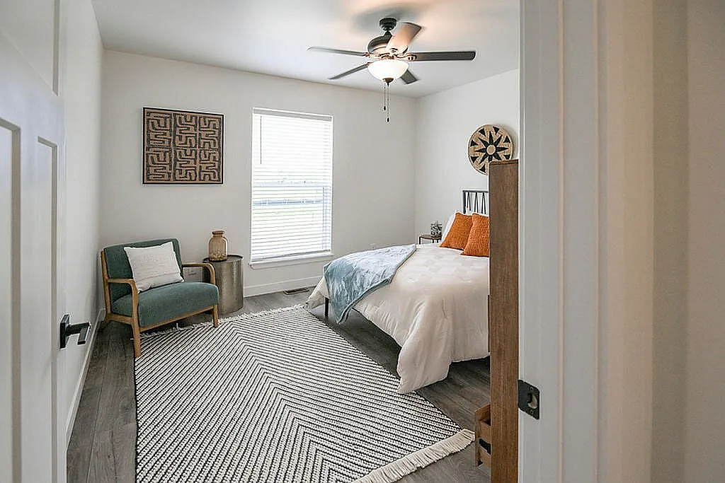 Highland Park Apartments — Photo 4